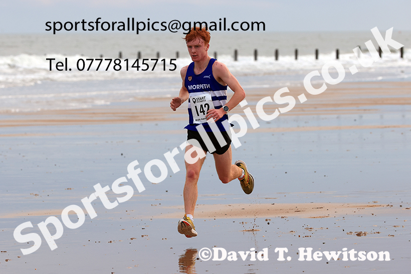 The 2024 Blyth Beach Run, Northumberland.   Photo: David T. Hewitson/Sports for All Pics